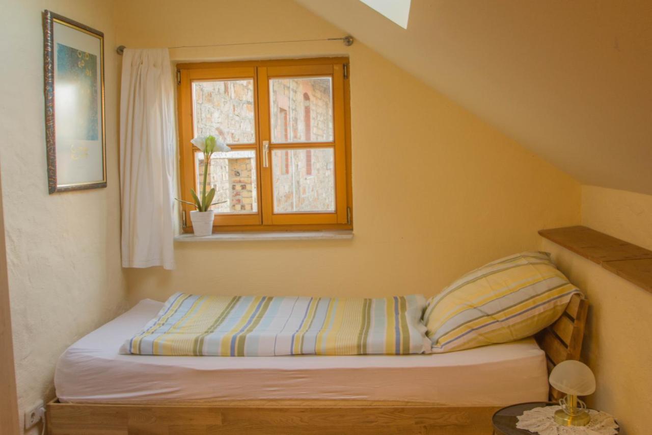 Haus Falkenhof Knüllwald Екстериор снимка